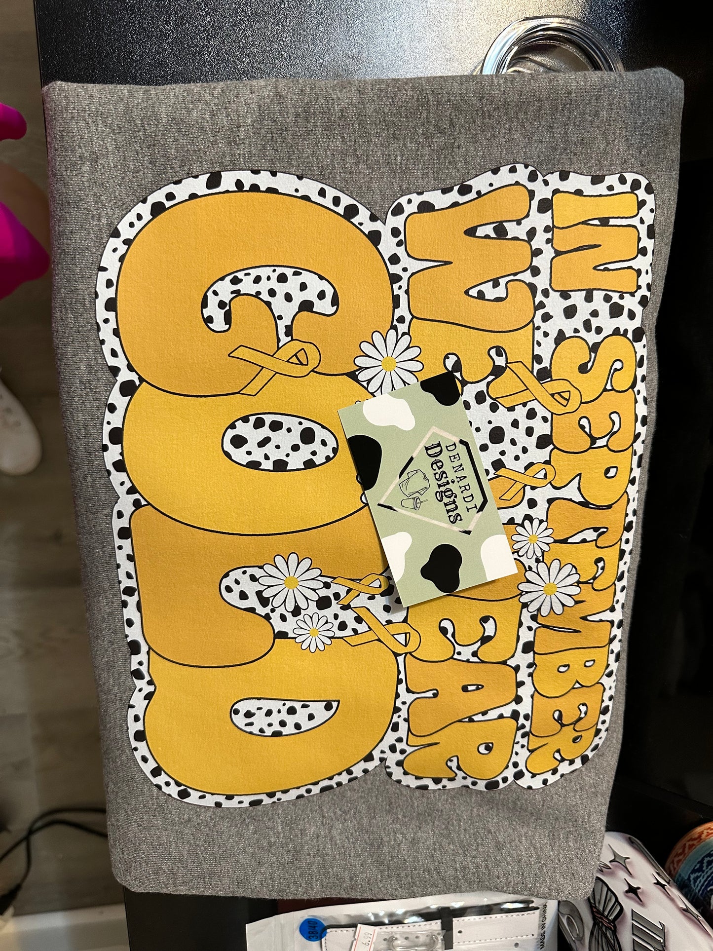 In September we wear gold